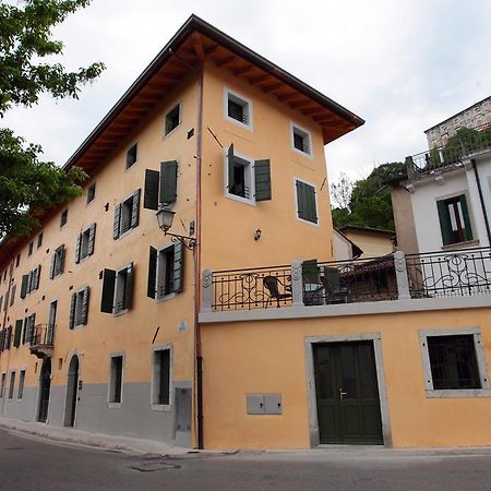 Albergo Diffuso Polcenigo P.Lacchin エクステリア 写真