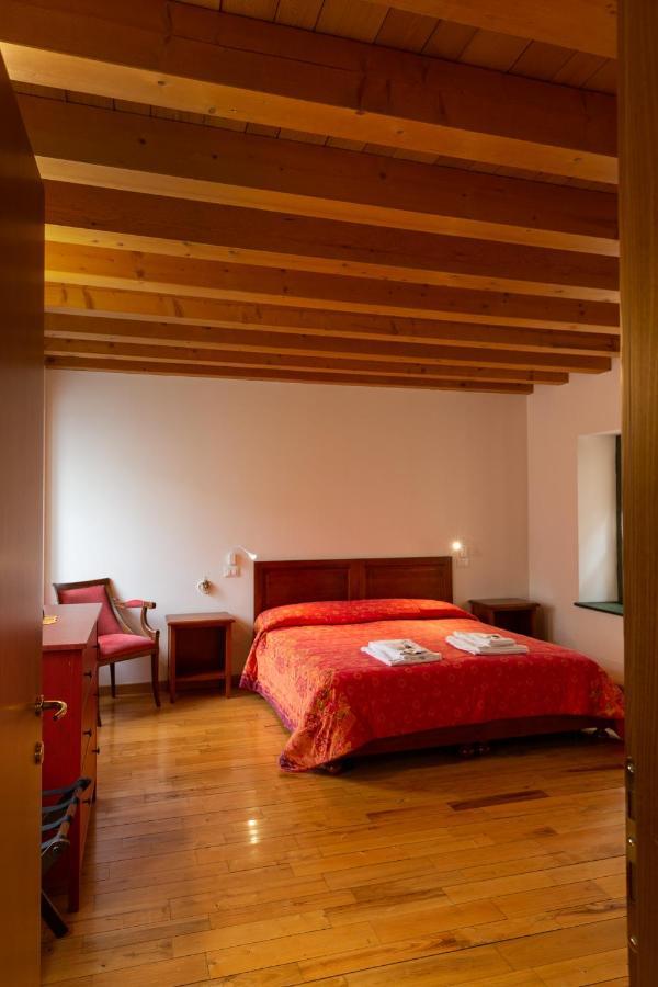 Albergo Diffuso Polcenigo P.Lacchin エクステリア 写真